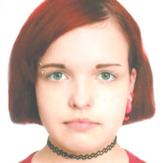 14-летнюю Полину Бугаеву ищут уже месяц