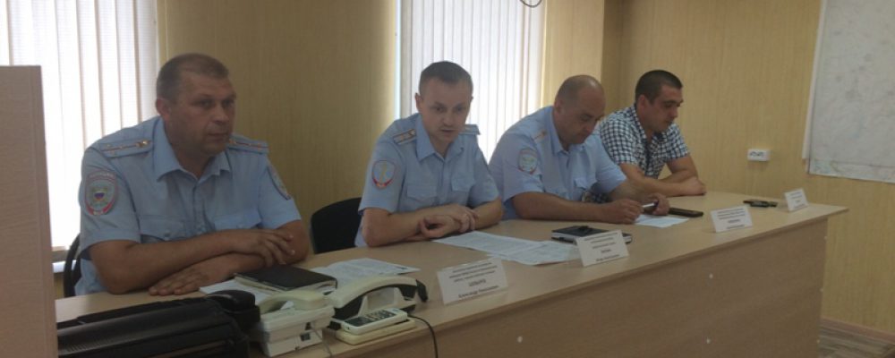 Калачеевские полицейские провели «круглый стол» по вопросам предоставления государственных услуг системы МВД в электронном виде