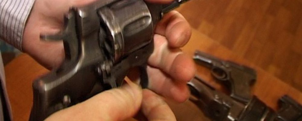 Калачеевские полицейские направили в суд уголовное дело по факту незаконного сбыта огнестрельного оружия