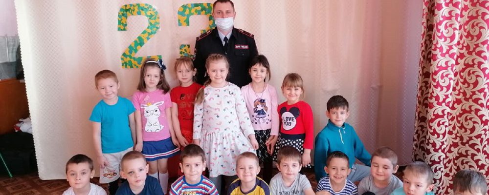 ОГИБДД продолжает разъяснительную работу в детских садах Калачеевского района