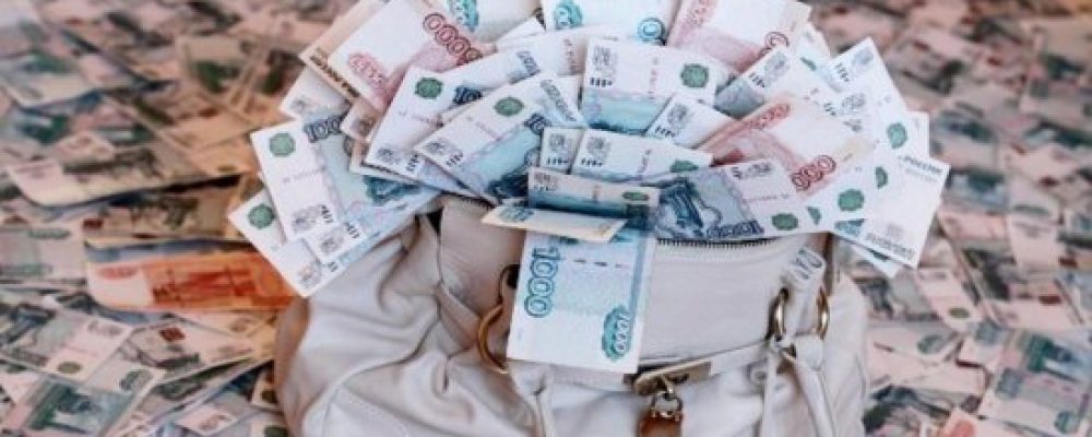 В Воронежской области бухгалтер сети аптек присвоила 30 млн рублей